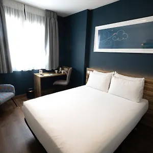 Travelodge Alcalá Hotel Madri