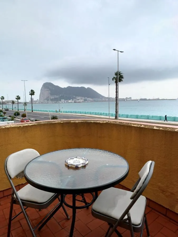 Gibraltar Views Guest House La Línea de la Concepción 0*,  Espanha